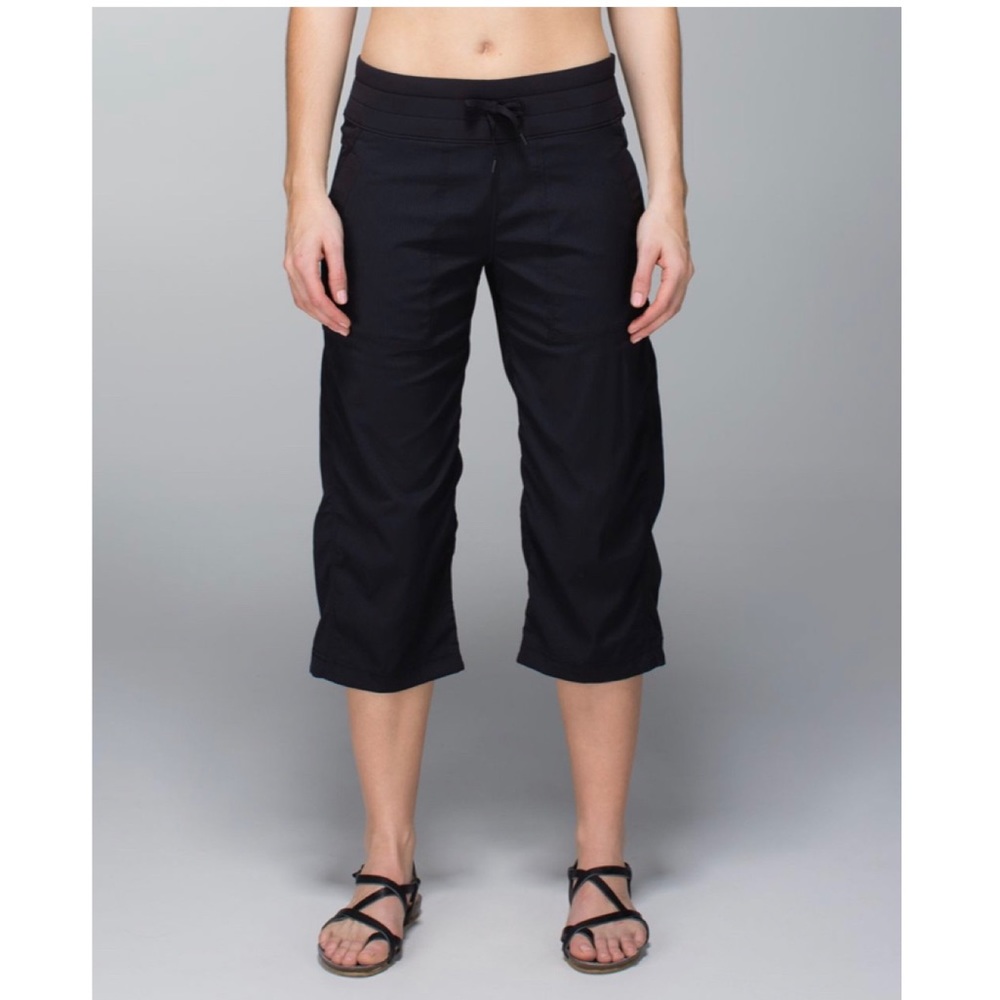 Lululemon Studio Crop Pants in Black Size 4
